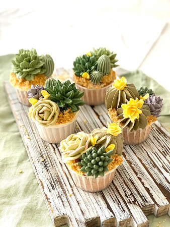 Кондитерская насадка №73 Tulip™ рифлёный лист